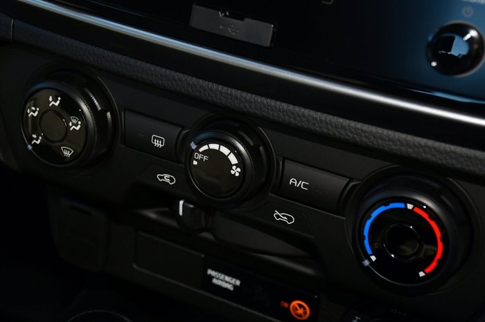 2025 Isuzu D-MAX LS-M