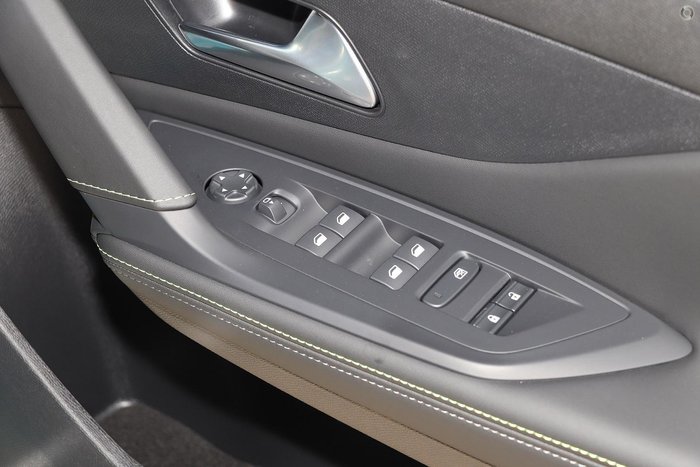 2025 Peugeot 308 GT Hybrid