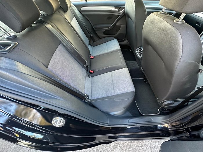 2015 Volkswagen Golf 92TSI Trendline