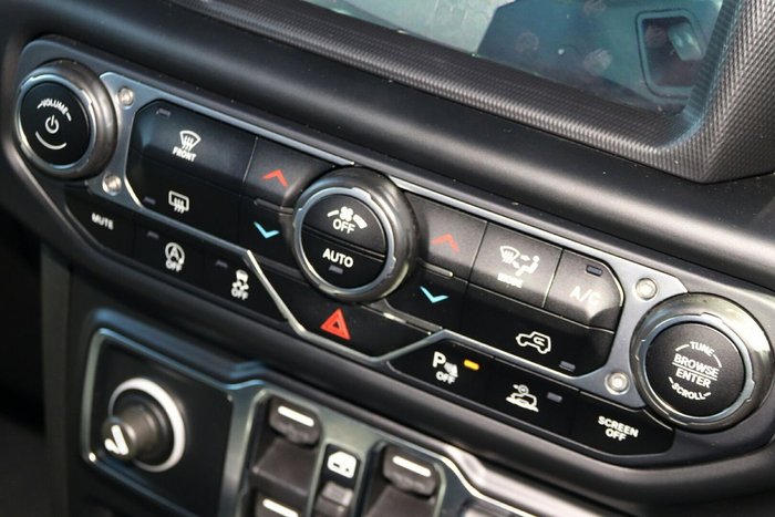 2021 Jeep Gladiator Night Eagle