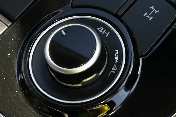 2022 Isuzu MU-X LS-T
