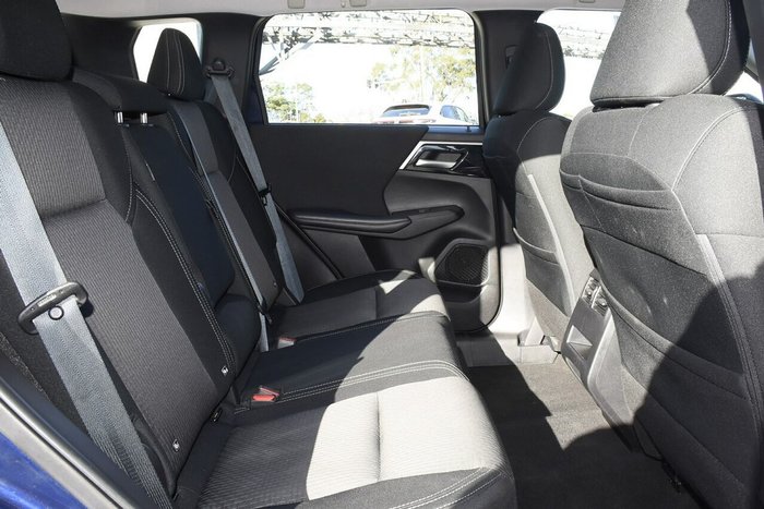 2023 Mitsubishi Outlander ES