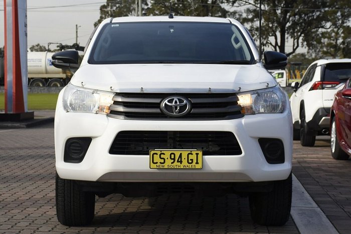 2018 Toyota Hilux SR