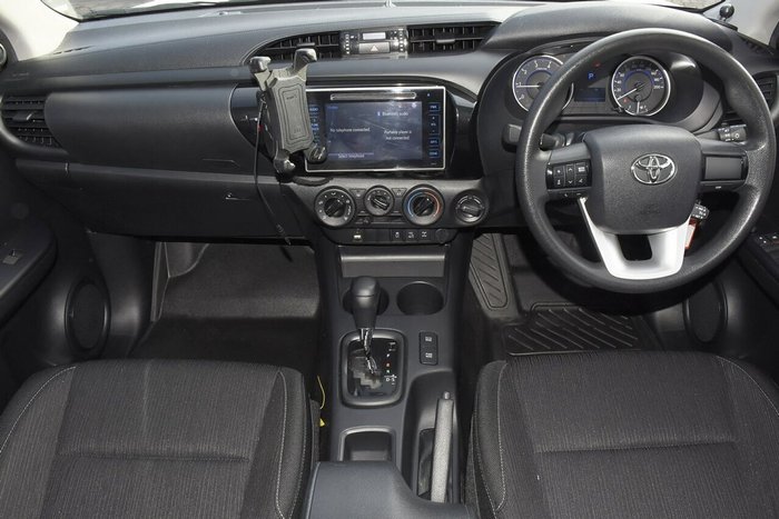 2018 Toyota Hilux SR