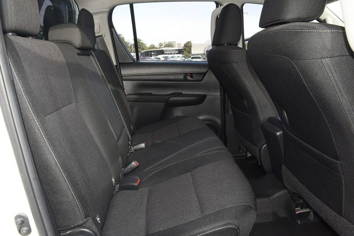 2018 Toyota Hilux SR