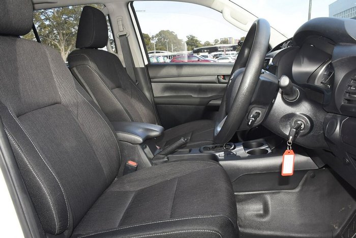 2018 Toyota Hilux SR