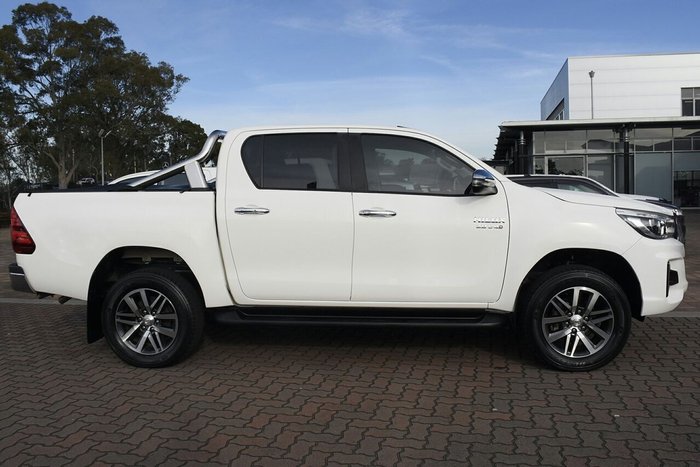 2020 Toyota Hilux SR5