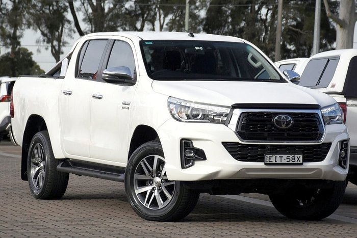 2020 Toyota Hilux SR5
