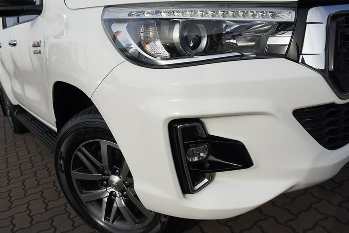 2020 Toyota Hilux SR5