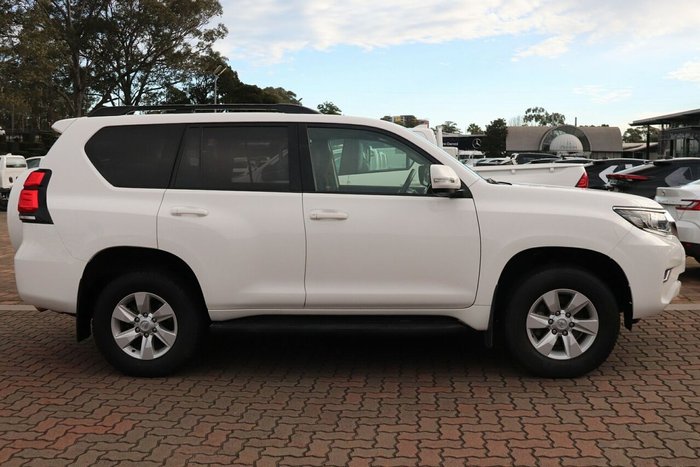 2022 Toyota Landcruiser Prado GXL