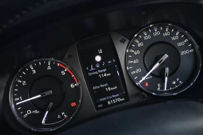 2021 Toyota Hilux SR5
