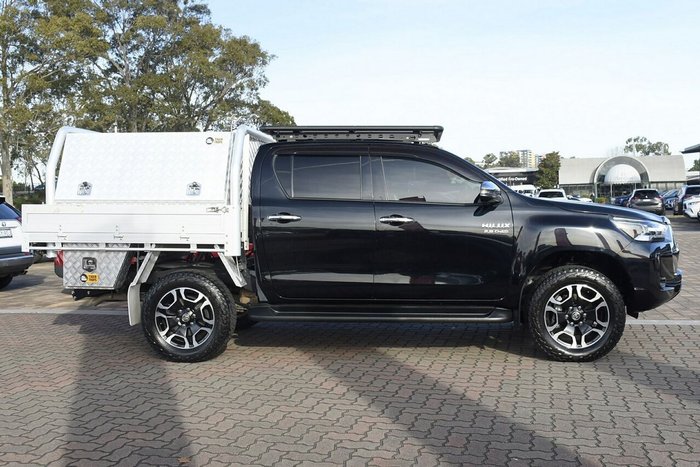 2021 Toyota Hilux SR5