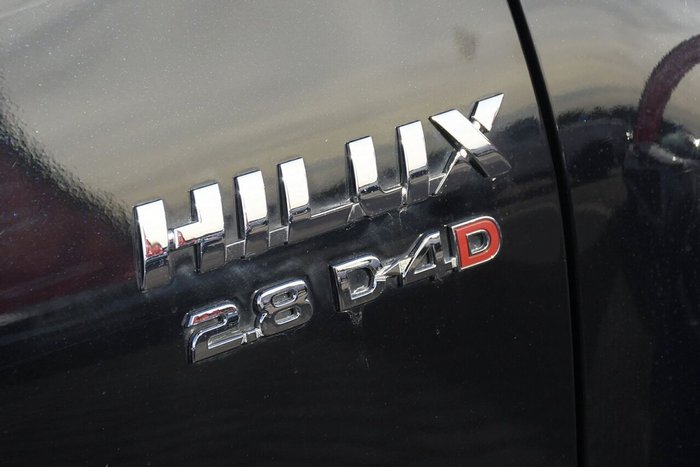 2021 Toyota Hilux SR5