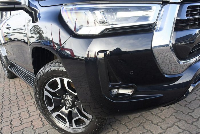 2021 Toyota Hilux SR5