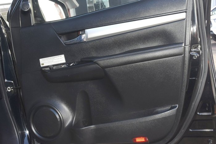 2021 Toyota Hilux SR5