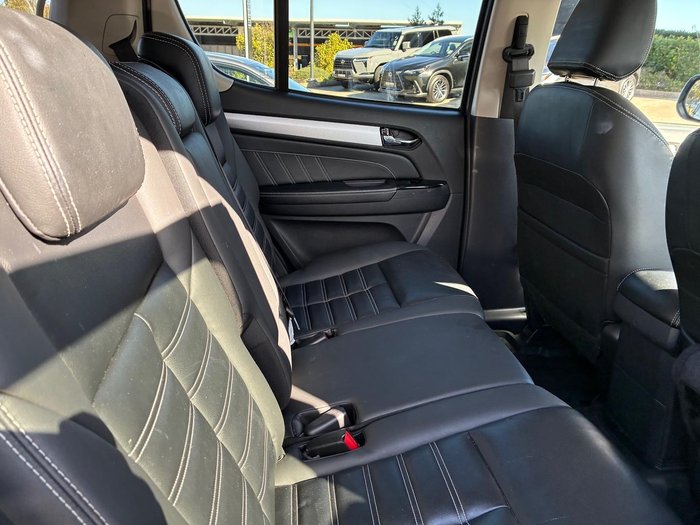 2018 Isuzu MU-X LS-T