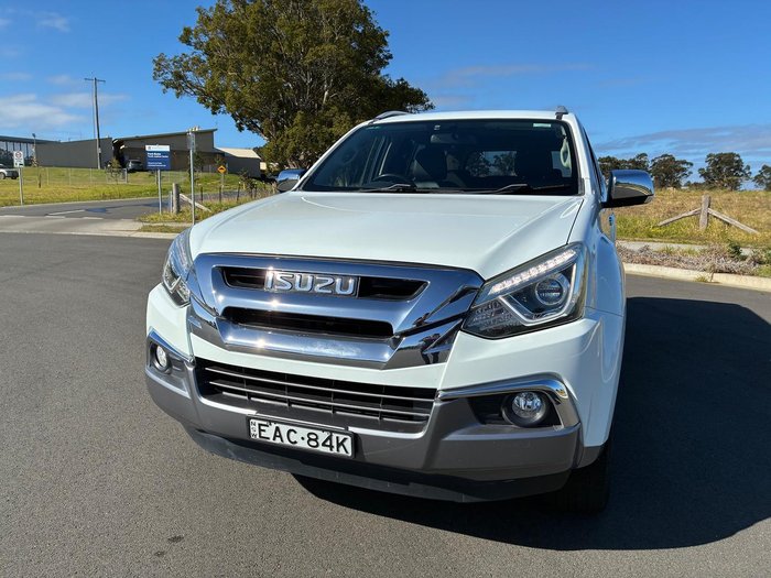 2018 Isuzu MU-X LS-T