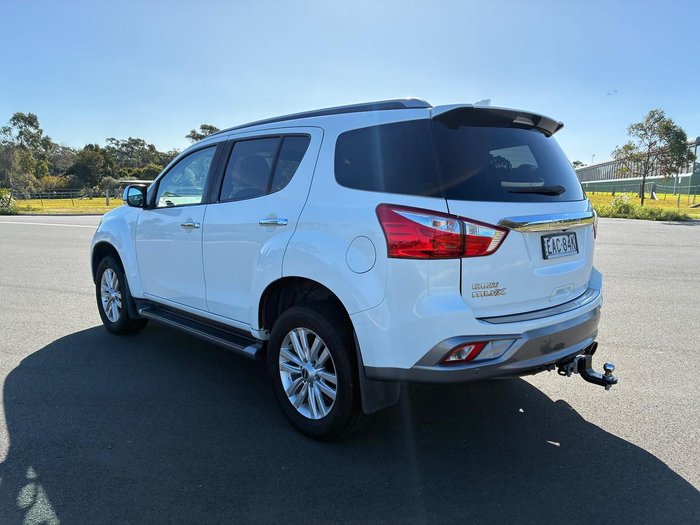 2018 Isuzu MU-X LS-T