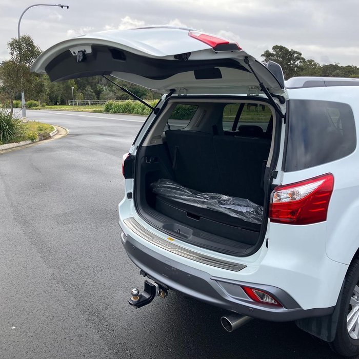2018 Isuzu MU-X LS-T