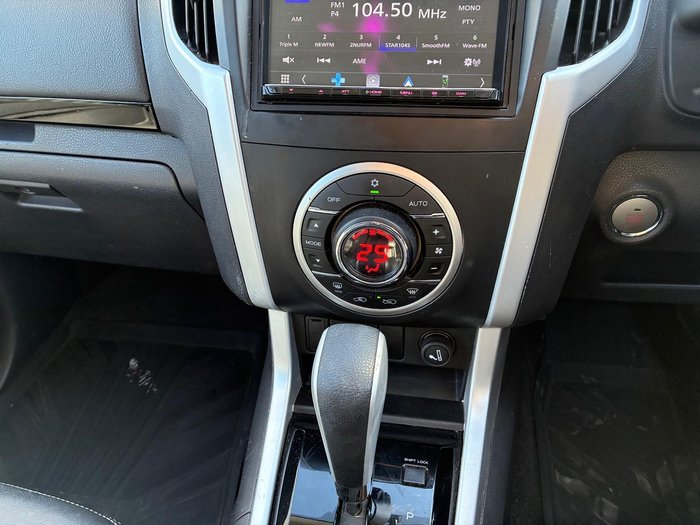 2018 Isuzu MU-X LS-T