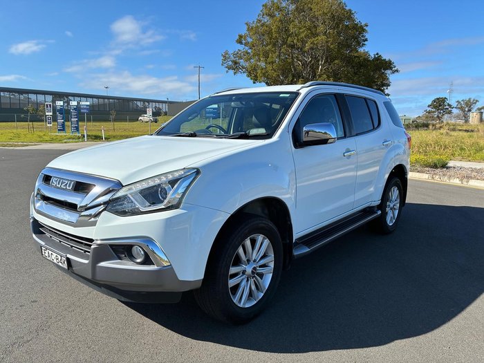 2018 Isuzu MU-X LS-T