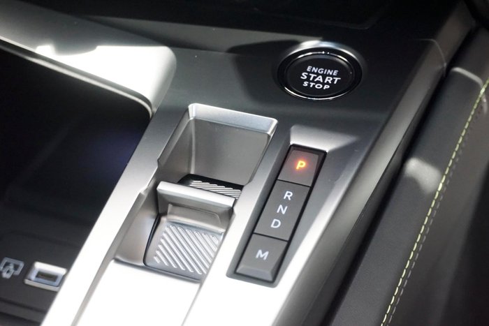 2025 Peugeot 308 GT Hybrid