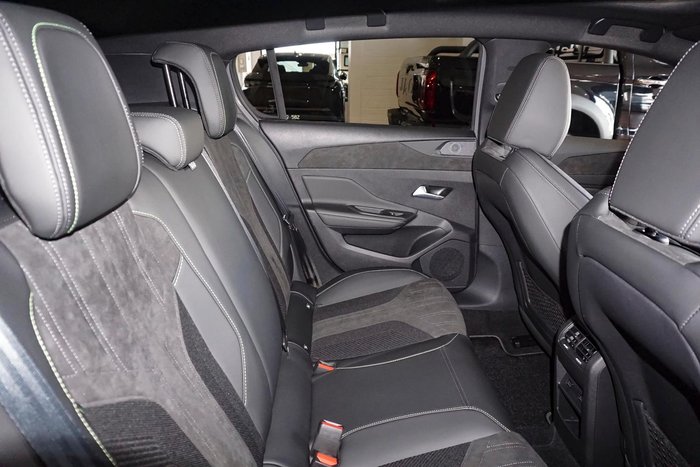 2025 Peugeot 308 GT Hybrid