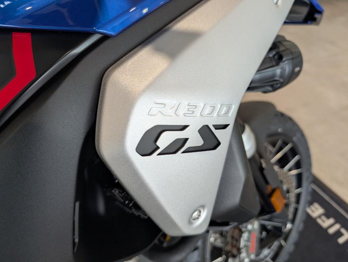 2024 BMW Motorrad R 1300 GS Trophy X R 1300 Blue