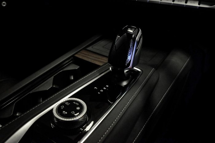 2025 MG QS Essence IS31 MY25 AWD Cashmere Silver