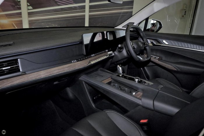 2025 MG QS Essence IS31 MY25 AWD Cashmere Silver