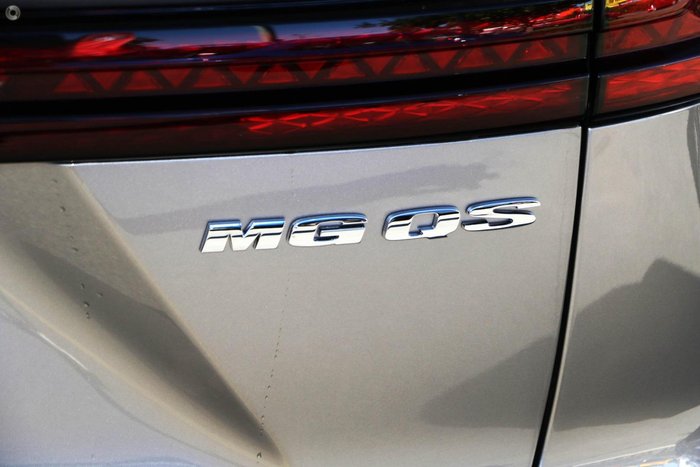 2025 MG QS Excite IS31 MY25 Cashmere Silver