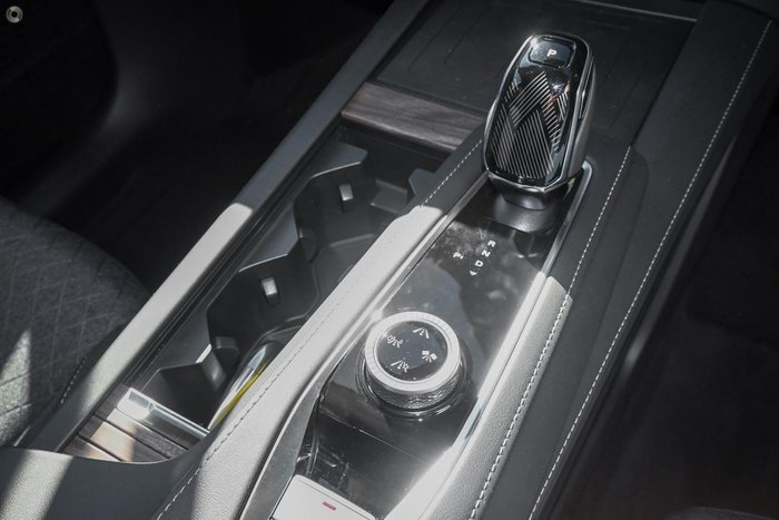 2025 MG QS Excite IS31 MY25 Black Pearl