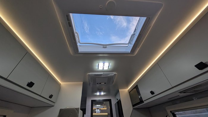 2025 JB Caravans 20' Drx Bunk