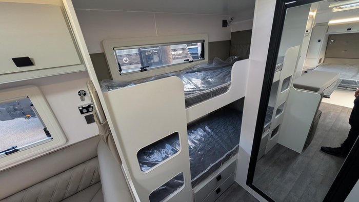 2025 JB Caravans 20' Drx Family Bunk Save $11,904 Was $119,040
