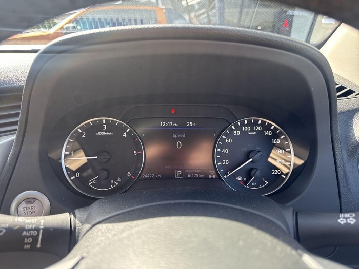 2023 Nissan Navara ST-X