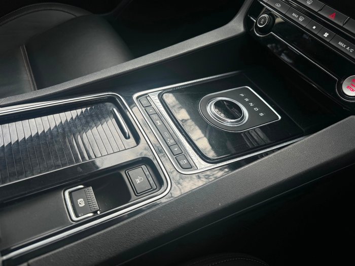 2019 Jaguar F-PACE 30d Prestige