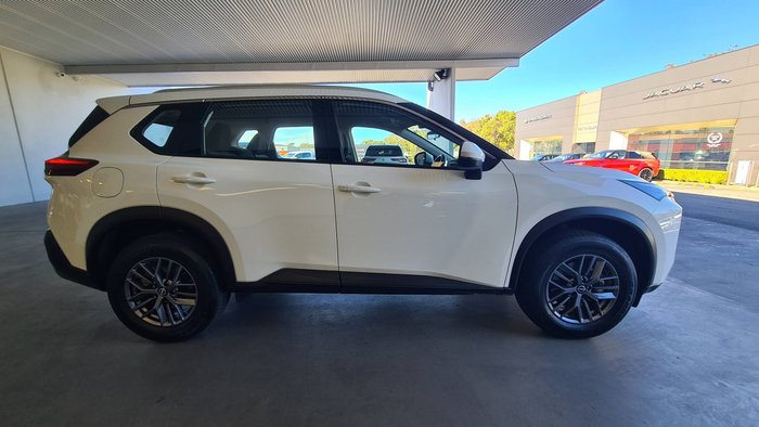 2024 NISSAN X-TRAIL ST (4WD) 7 SEAT