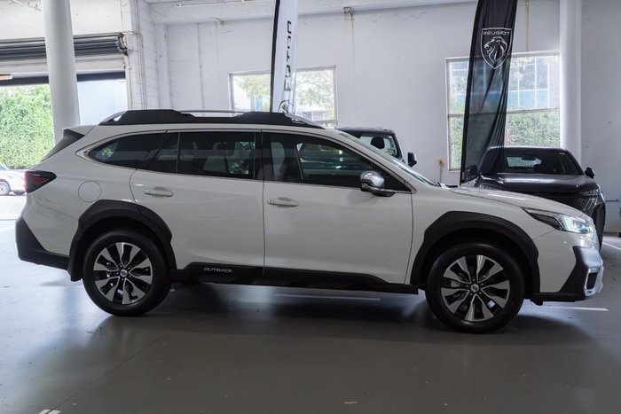 2024 Subaru Outback AWD Touring XT 6GEN MY25 AWD Crystal White