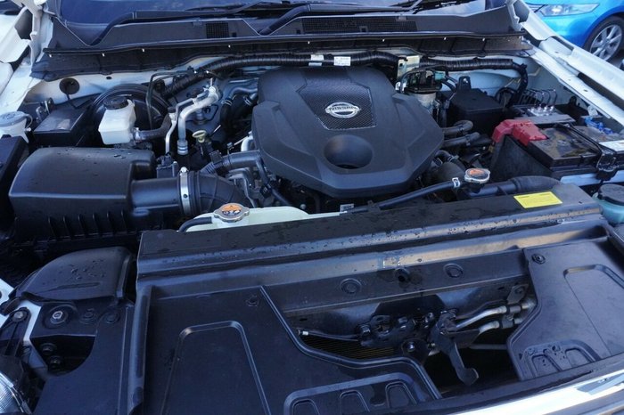 2019 Nissan Navara RX
