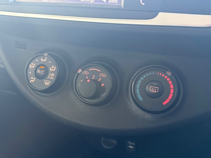 2016 Toyota Yaris Ascent