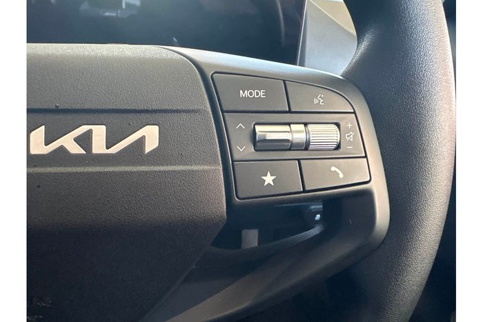 2025 Kia K4 Sport