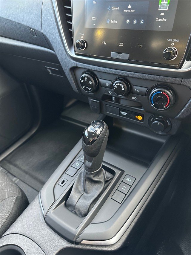 2025 Isuzu D-MAX LS-M MY24 4X4 Dual Range Mineral White