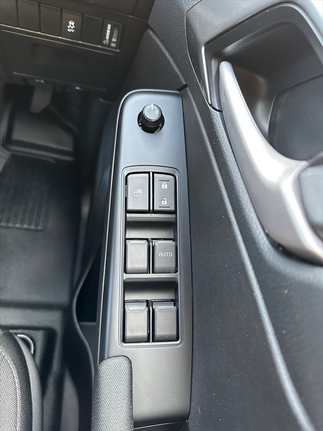 2025 Isuzu D-MAX LS-M MY24 4X4 Dual Range Mineral White