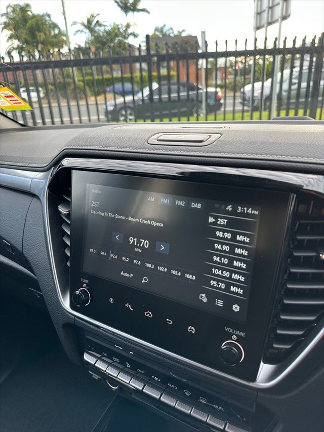 2025 Isuzu D-MAX LS-U MY24 4X4 Dual Range Granite Grey Mica