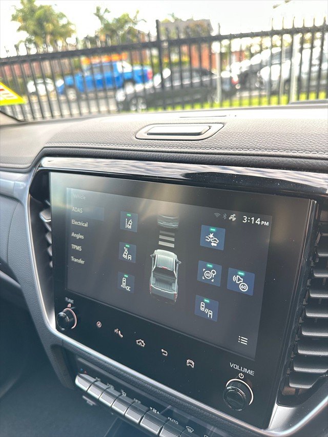 2025 Isuzu D-MAX LS-U MY24 4X4 Dual Range Granite Grey Mica