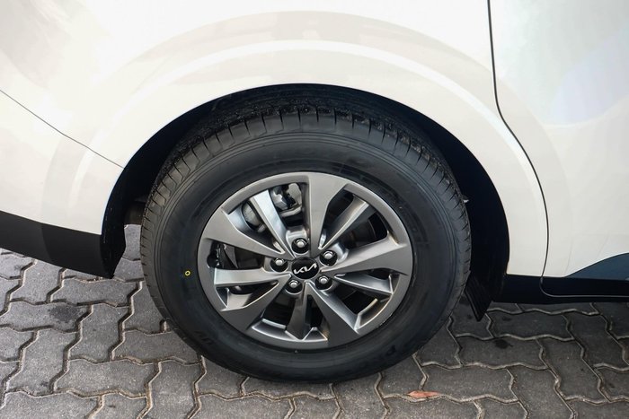 2023 Kia Carnival S