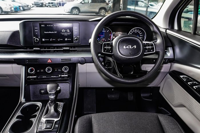 2023 Kia Carnival S