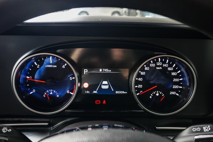 2023 Kia Carnival S