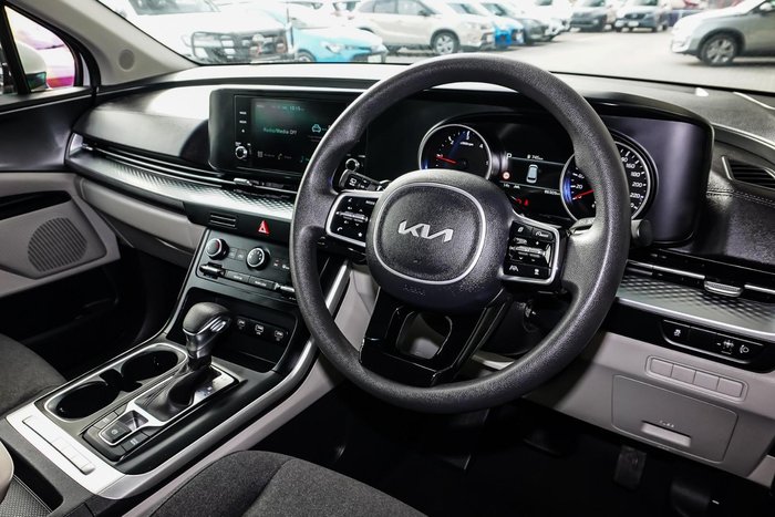 2023 Kia Carnival S