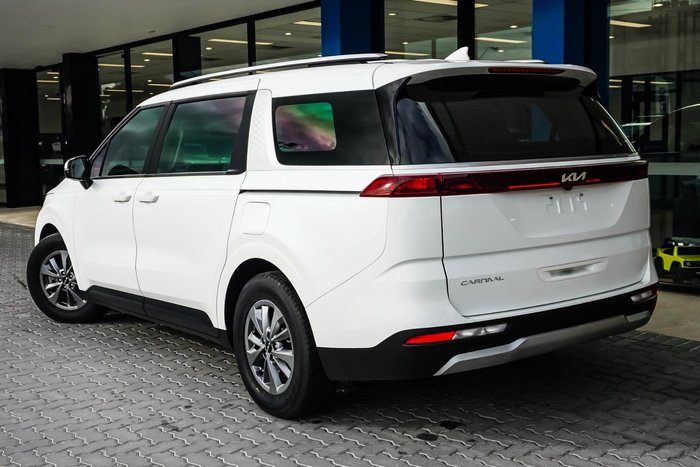 2023 Kia Carnival S